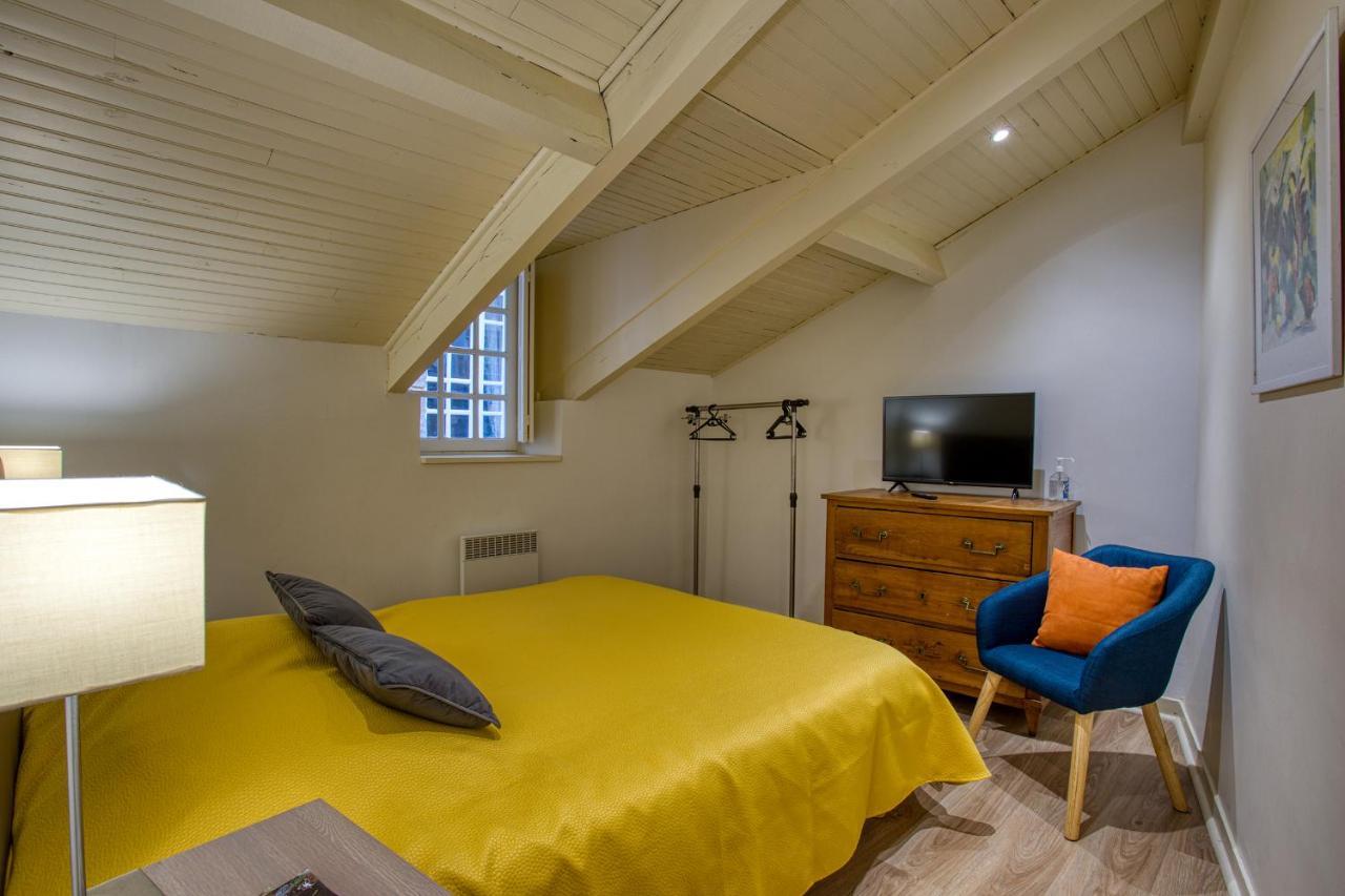 Chez Alice Appartement En Plein Centre Ville Sarlat Exterior foto